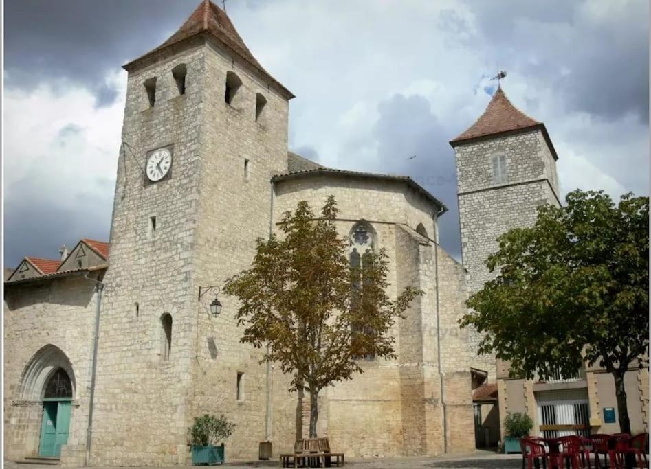 Charmant Studio Avec Jardin A La Campagne Sur Le Chemin De Saint Jacques De Compostelle Apartment Льозерт Екстериор снимка